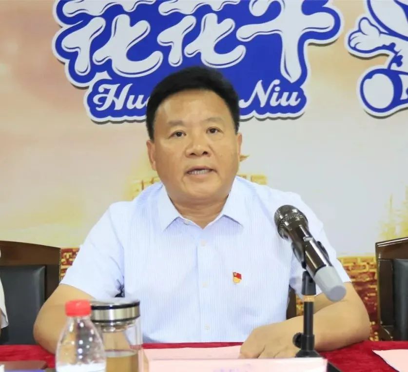 中国共产党玩球网-玩球网（中国）
第二届委员会第二次党员大会胜利召开
